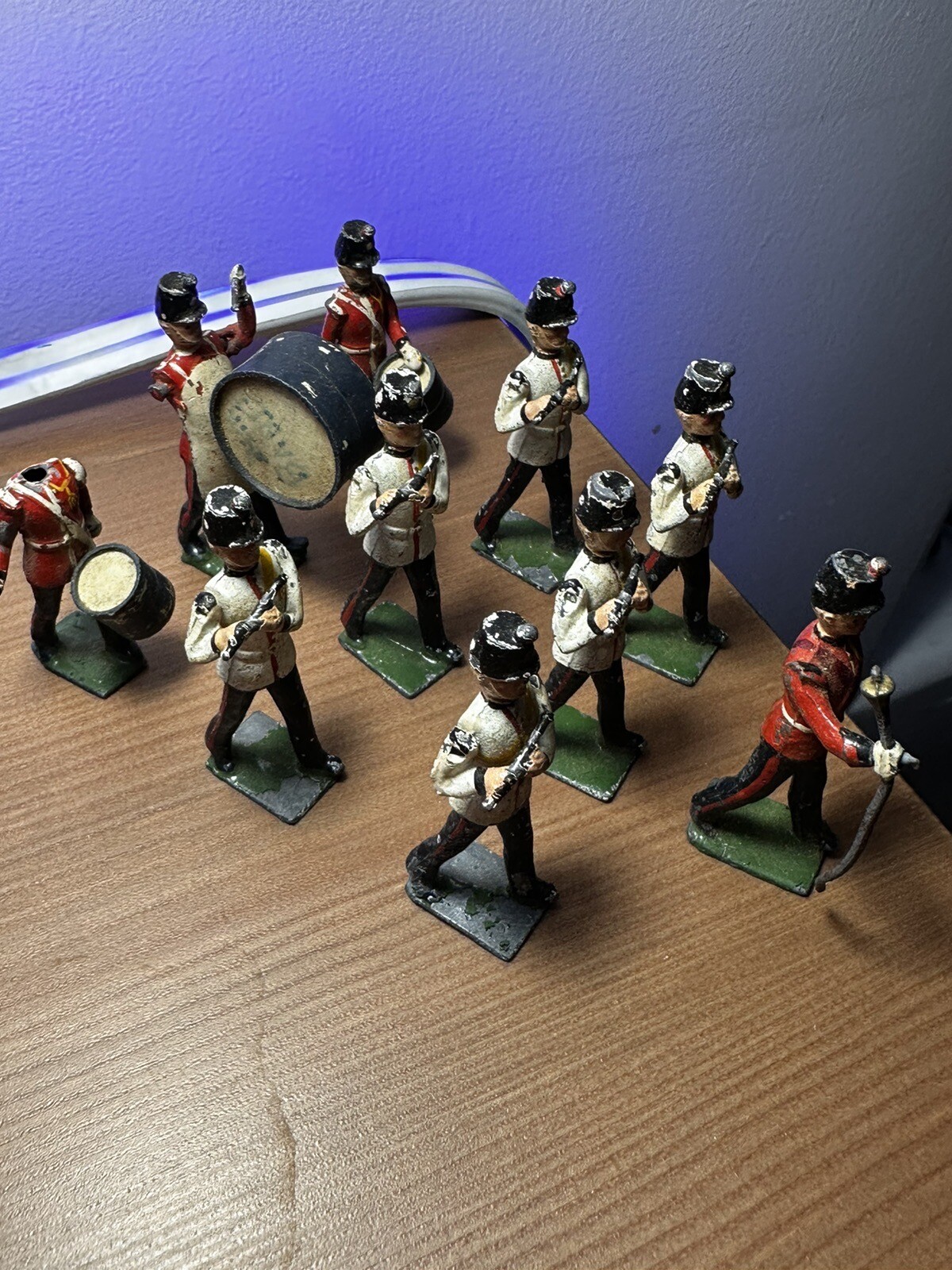 Vintage Britians LTD 10 Piece Marching Band Toy Soldiers Red And White