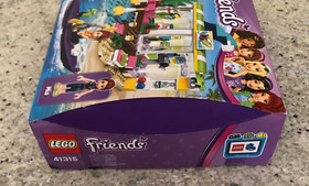 LEGO FRIENDS -HEARTLAKE SURF SHOP 41315- COMPLETE ALMOST LIKE NEW - RETIRED 2020