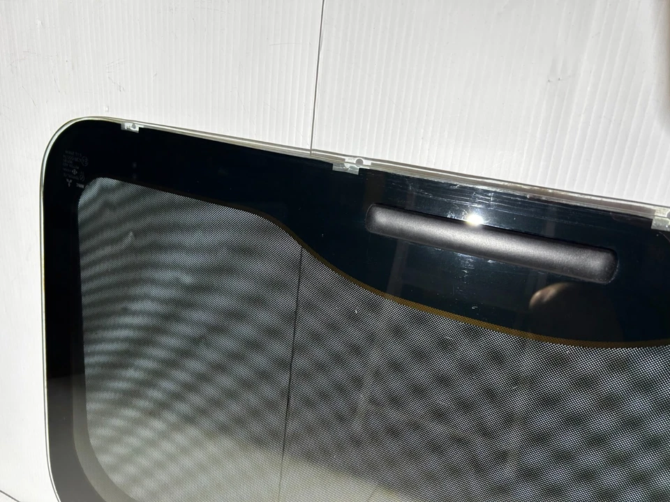 83-89 MITSUBISHI STARION CHRYSLER CONQUEST OEM TECHO CORREDIZO VIDRIO Foto 4 de 4