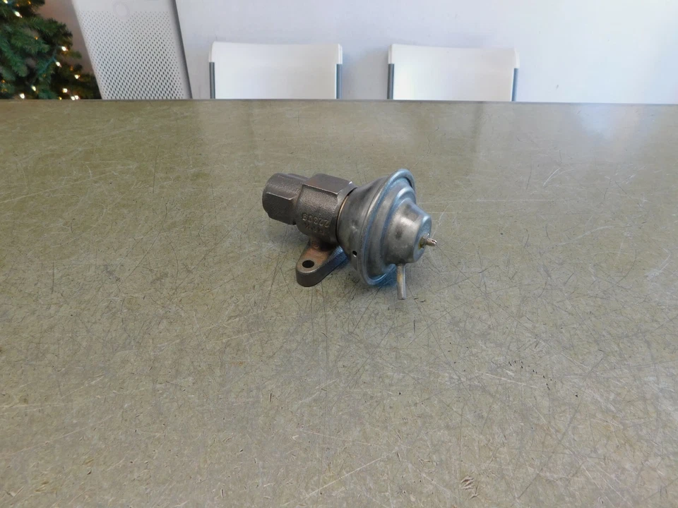 Válvula de recirculación de escape original Volkswagen EGR Audi 100 4000 5000 034131503A Foto 2 de 4