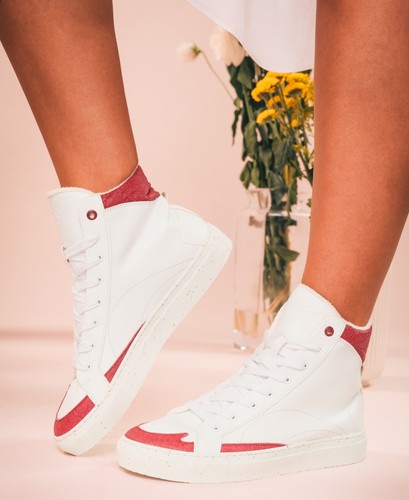 Scarpe ginnastica alte unisex vegane bianche in Apple Skin bambù gomma ricilata - Picture 2 of 8