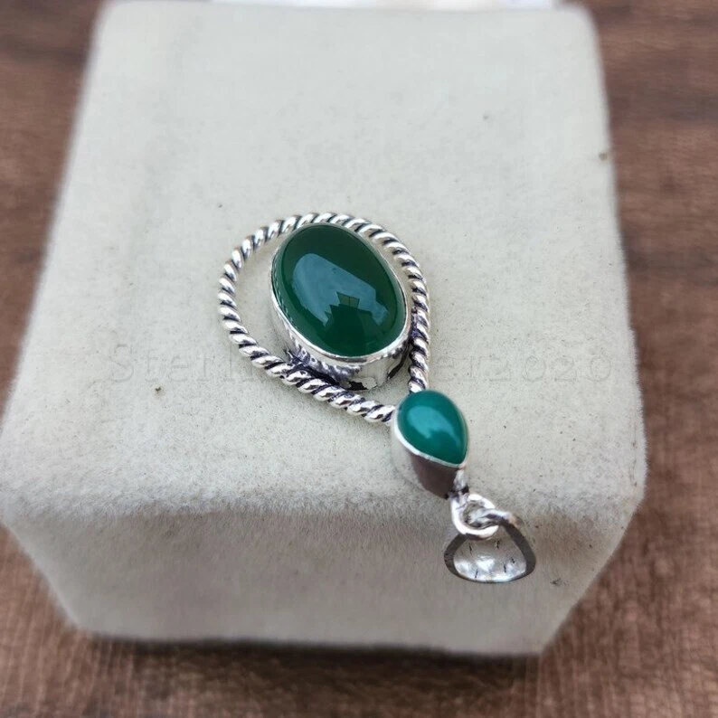 Atractivo Verde Onix Piedra Preciosa 925 Plata de Ley Hecho a Mano Colgante - Imagen 3 de 4