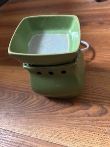 Scentsy Green scent warmer
