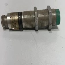 Micro Switch FYCD15C5-33 Sensor 80-250vac 50/60Hz OUTPUT 230MA MAX LOAD NOS