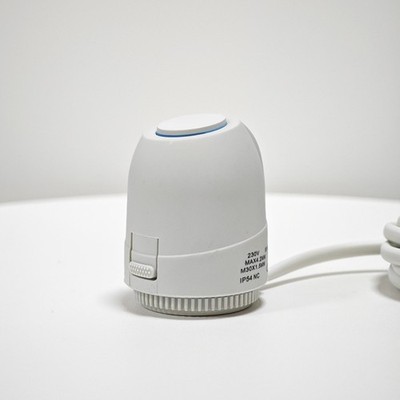 Warmwasserbereitung Fußbodenantrieb elektrisch AC230V mit 90 cm Kabel für Klim