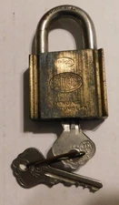 VINTAGE ILCO BRASS PAD LOCK STAMPED FOMOCO