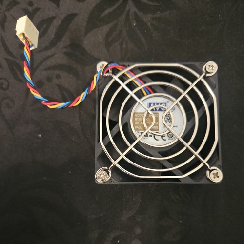 AVC Gehäuselüfter Kühler V26815-B116-V111 , 12V 0,70A , 120mm 4 polig , D0S07025