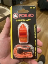 Fox 40 Sonik Blast CMG 3-Chamber Pealess Whistle + Lanyard, Orange