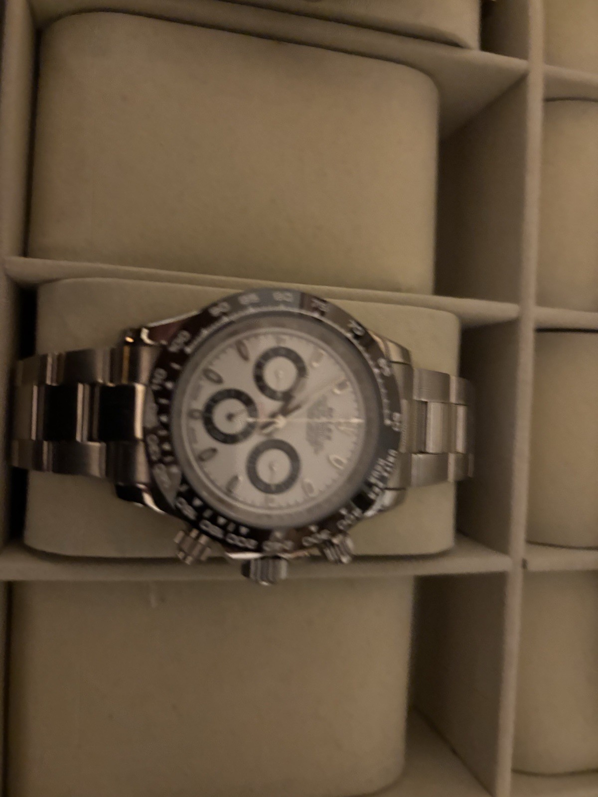 Watch - image 1