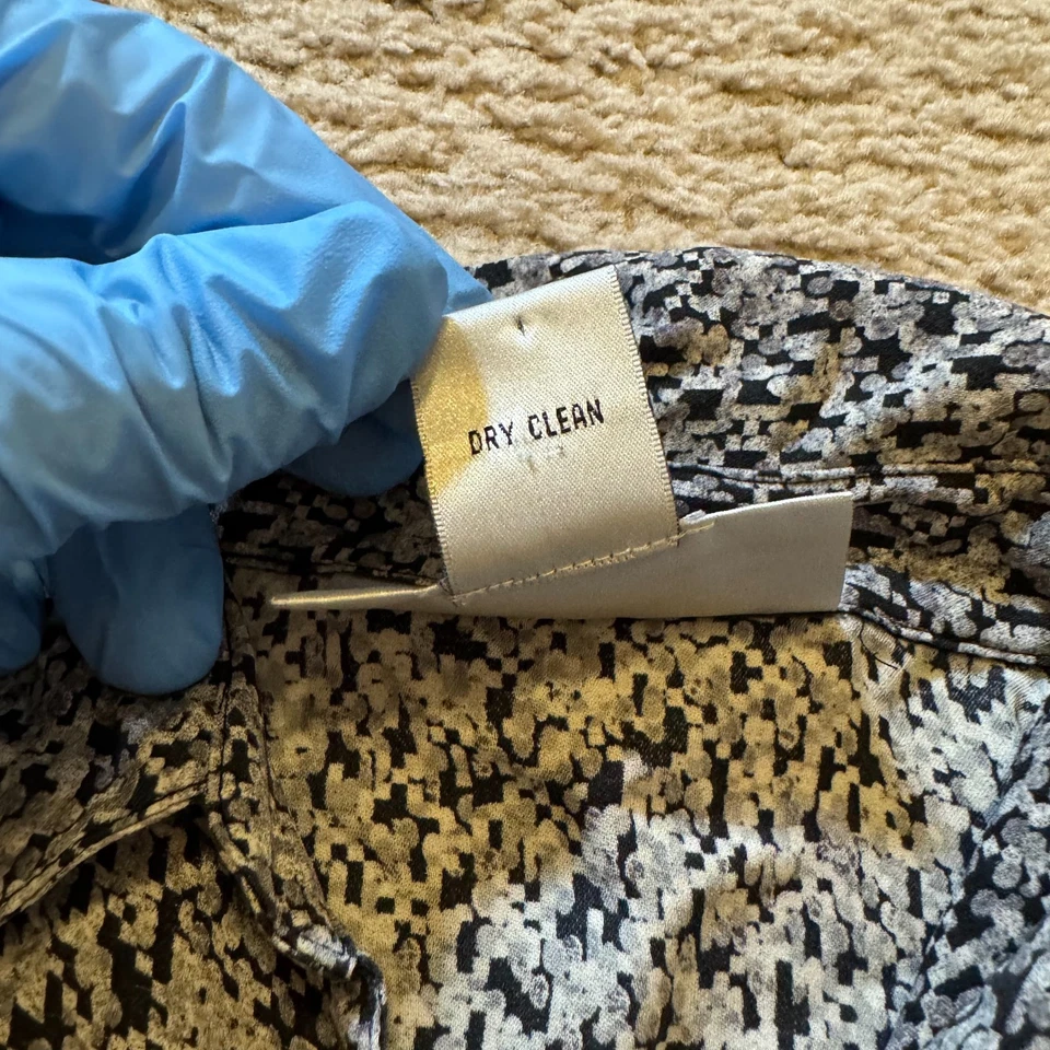 Camiseta de manga larga Alfani Petite para mujer talla 4P gris cuello 100 % seda Foto 3 de 4