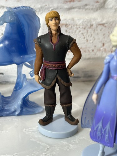 Disney Frozen 2 Deluxe Figure Play Set Figure Cake Topper Elsa Anna Kristoff - Picture 6 of 11