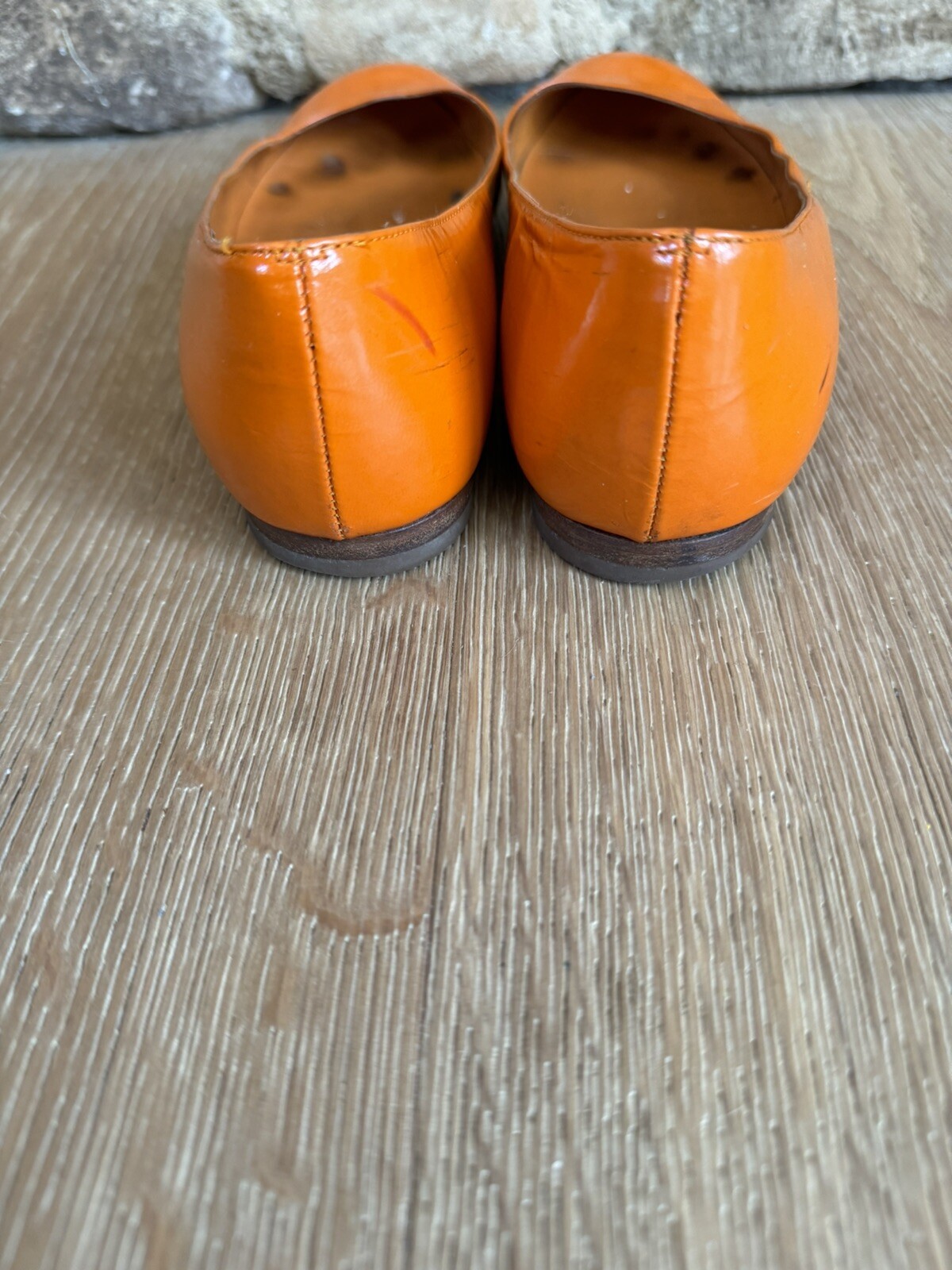 Manolo Blahnik Orange Flats Size 36 - image 7