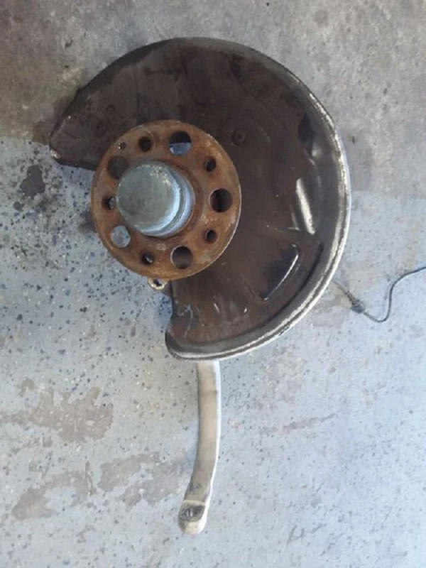 Mercedes Clase E 2003-2009 pasajero eje delantero derecho nudillo OEM Foto 3 de 4