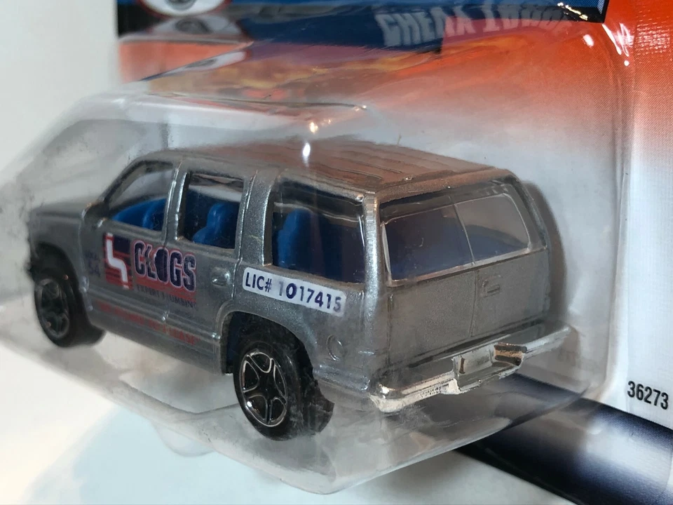 MATCHBOX MB46 / 99 1997 CHEVY TAHOE PLATA MUY RARO "ZUECOS EXPERTOS PLOMERÍA"  Foto 3 de 4