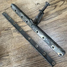 Yamaha FZ600 carb idle screw body holder frame carburettor 86-88 Mikuni link bar