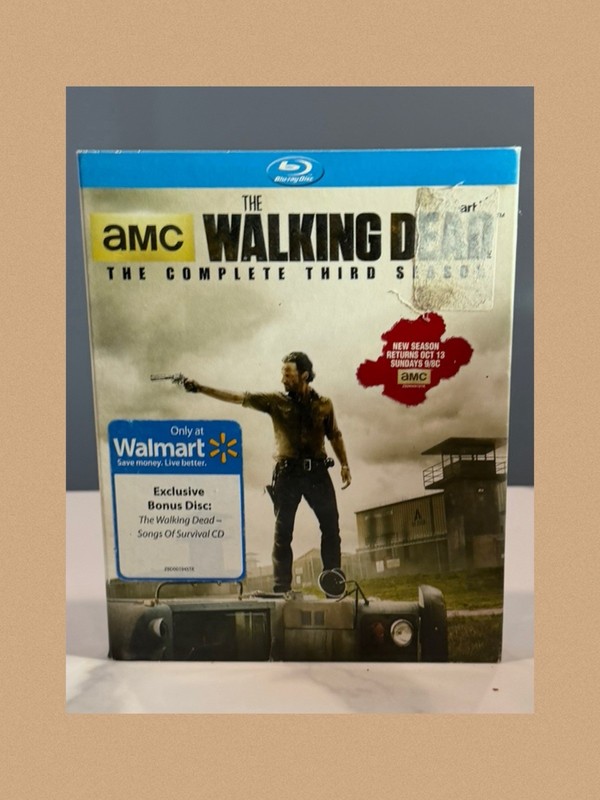 The Walking Dead: the Complete Third Season (Blu-ray 2012) W/ Slipcover