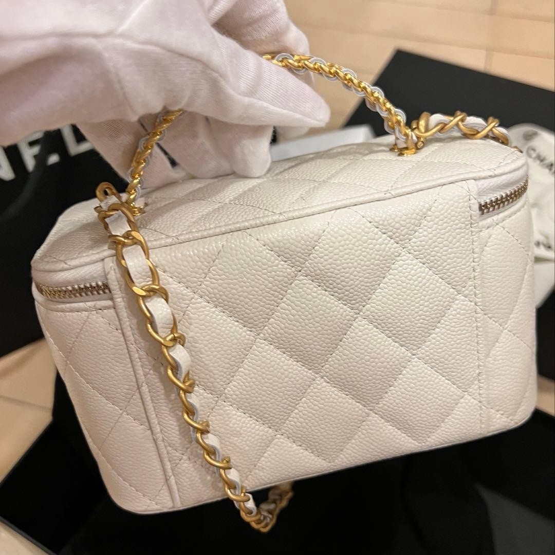 CHANEL Mini Bag Vanity 22s White 572147 | eBay
