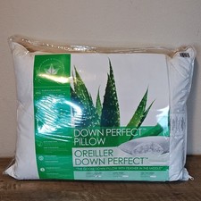 NEW Canadian Down  Feather Company Down Perfect Standard Pillow 20x26 37oz Fill