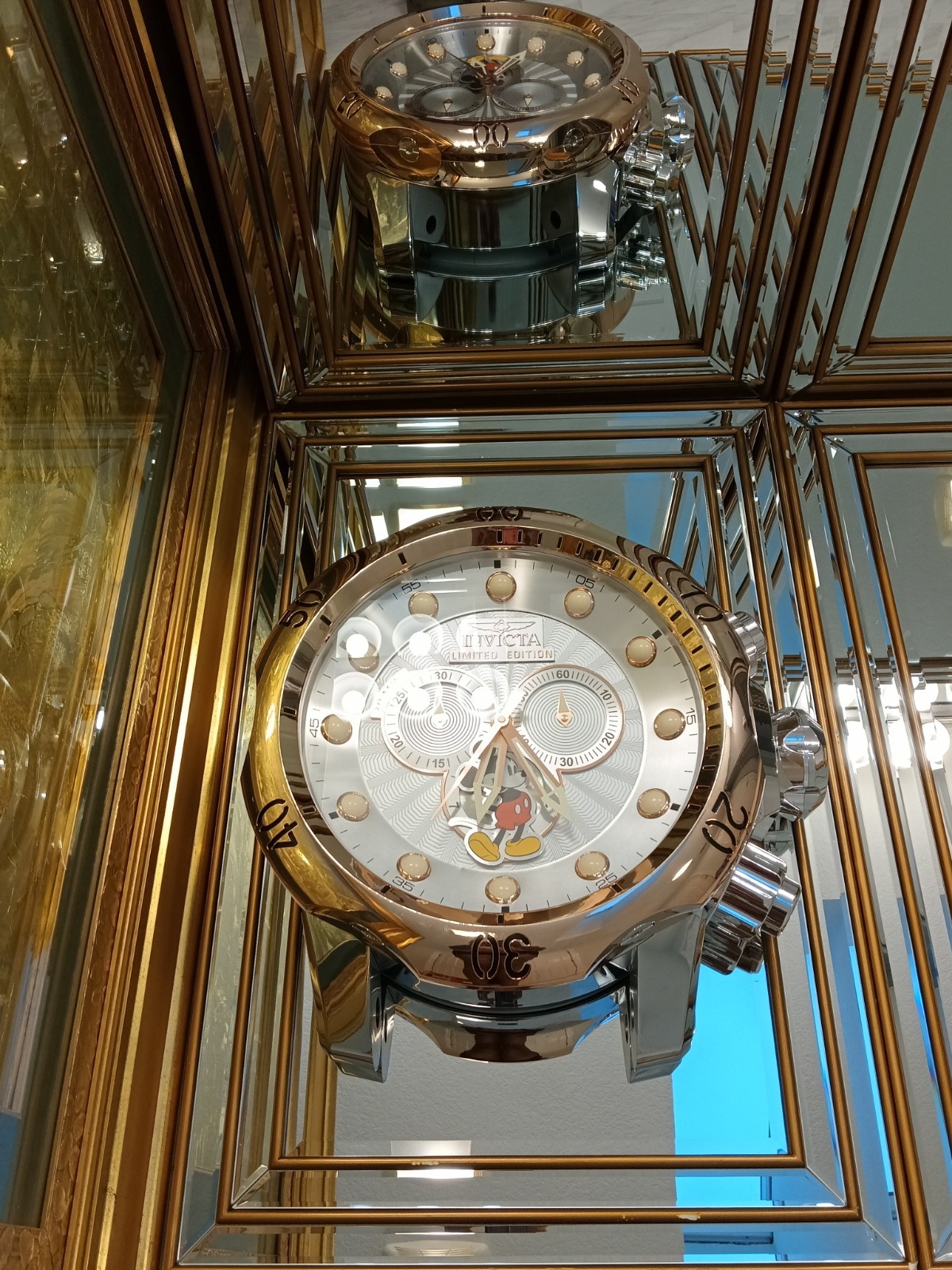 Huge 21" Invicta Wall Clock Rose Gold Mickey Mouse Watch Art Decor Read Descr
