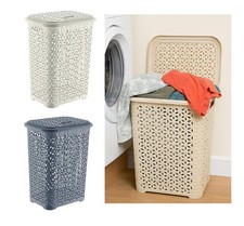 60L Plastic Laundry Basket with Lid, Large Ventilated Clothes Hamper with Handle