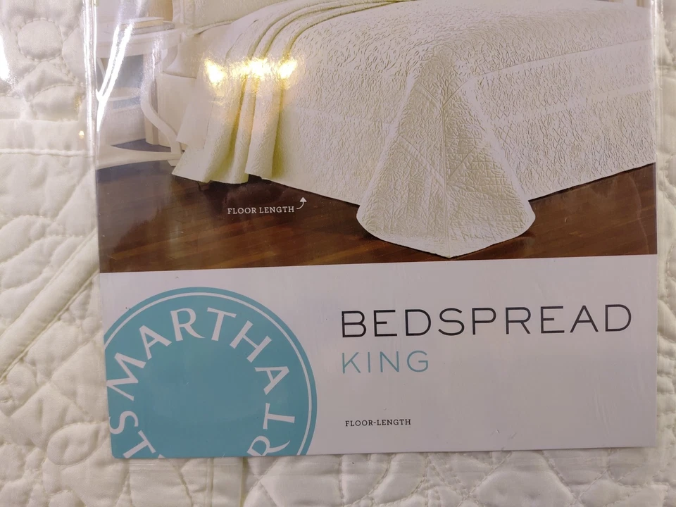 Colcha Completa Martha Stewart Colección Floración Enrejado Marfil 120" x 118" Nueva en Paquete Foto 2 de 4