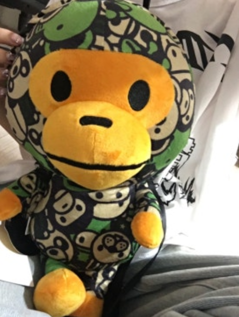 【A BATHING APE】 BAPE Baby Milo Plush Backpack Green BAPE Baby Milo Plush Backpack Green / Express / Fashion