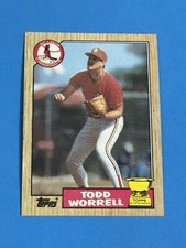 1987 Topps Todd Worrell ‘Gold Cup’ #465 St. Louis Cardinals (Q)