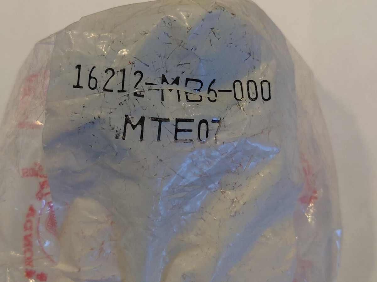 Insulator carb NOS Genuine Honda 16212-MB6-000 VF1000 #OM824 | eBay