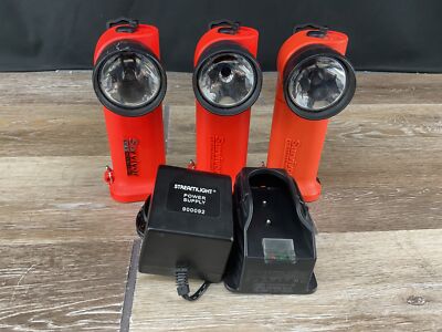 Streamlight Survivor Right Angle Firefighter Flashlight w/ Streamlight Charger