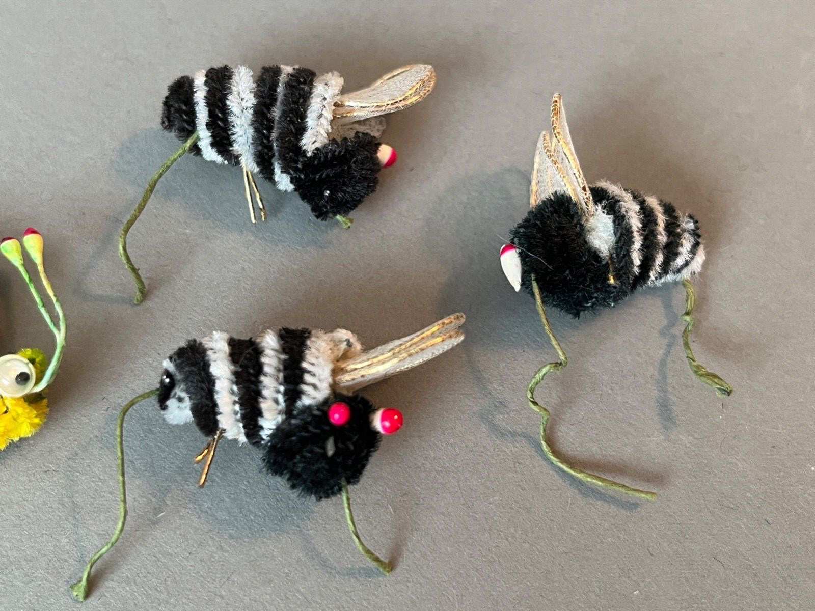 Lot 4 Vintage Chenille Bumble Bee Snail Craft Millinery Package Floral Tie On