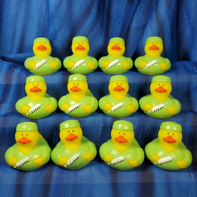 12 Doctor Rubber Ducks in Scrubs with Syringe Vaccine Flu Shot Nurse NEW