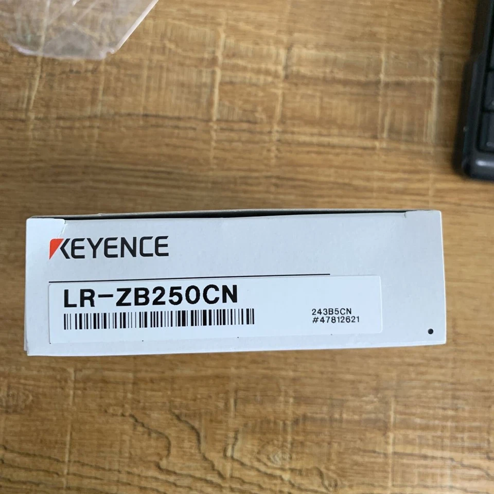 1PC New Keyence LR-ZB250CN LRZB250CN Sensor In Box US Free TAX US Free TAX - Image 3 of 3