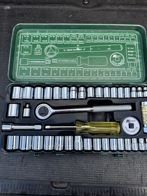 #ad Kmart Tools 40pc 3 8” Socket Set Ratchet Metric SAE Rare Cool Item Sears Hldgs $59.00