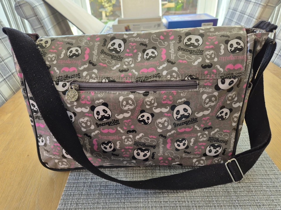 David & Goliath Satchel Bag - Image 2 of 4