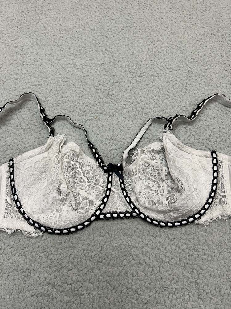 Victoria Secret Bra 38DDD Push Up Bra Dream Angels Push-Up Without Padding