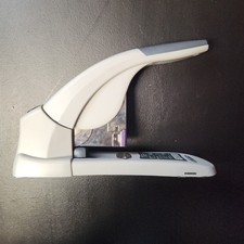 Swingline LightTouch Heavy Duty Stapler 20-120 Sheets 90010 HD Staples 90009