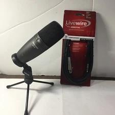 TASCAM TM-78 With Stand & 10 FT Livewire Cable.