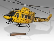 Bell 412 UH-1 Griffin Rescue Sauvetage Desk Wood Helicopter New Model Small 1/48