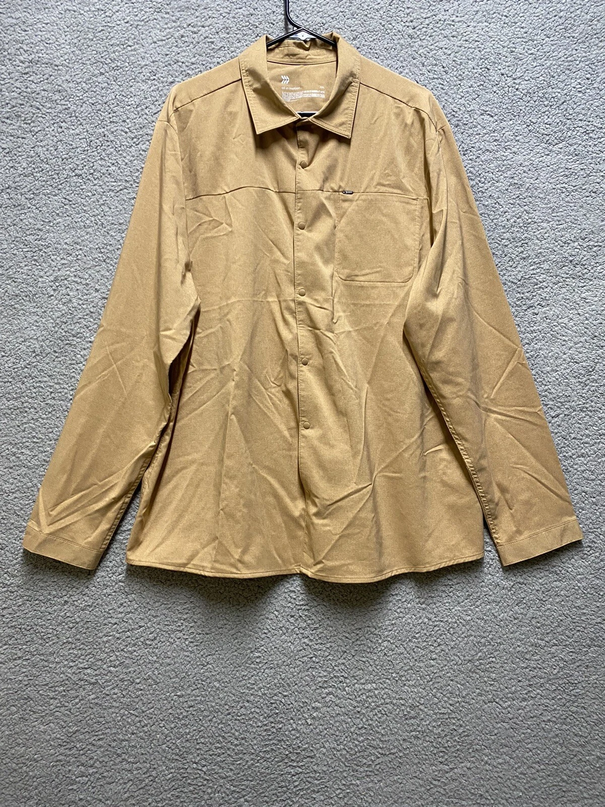 All In Motion Shirt Mens 2XL Beige Long Sleeve Quick Dry Button Up Casual Soft