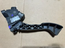 Toyota RAV4 2.5L 4cyl Gas Pedal Accelerator 06 07 08 09 10 11 12