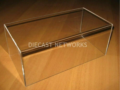 Vitrines et présentation 1:8 pour véhicule miniature