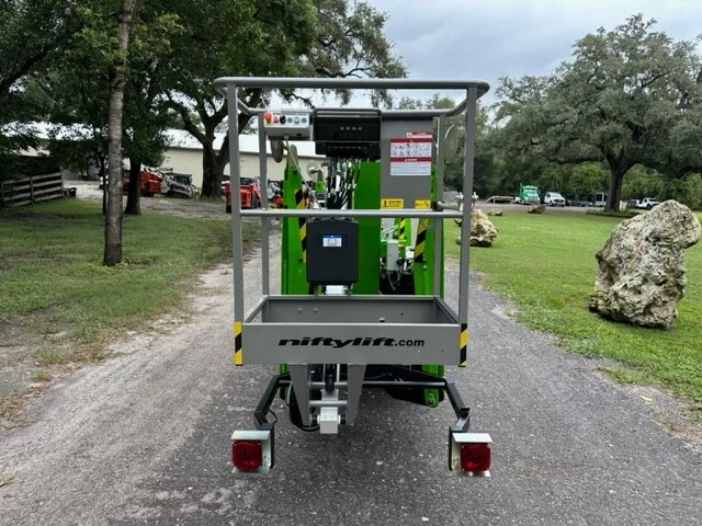 Elevador remolcable Niftylift TM34T 2023 - modelo compacto telescópico Foto 4 de 4