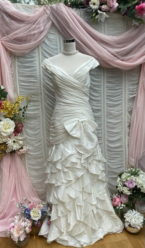 Forever Yours Bride/Bridesmaids Wedding Gown Ivory Size 10 UK - Picture 2 of 12