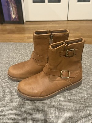UGG Harwell Girls Leather Boots Brown Size 4 NEW
