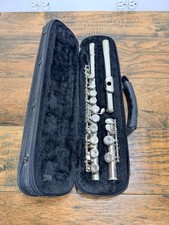 YAMAHA YFL-211S FLUTE Silver Plated G834