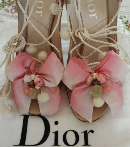 Sandales Christian Dior non utilisées chaussures femme pointure 37 talon 9 cm objet très rare