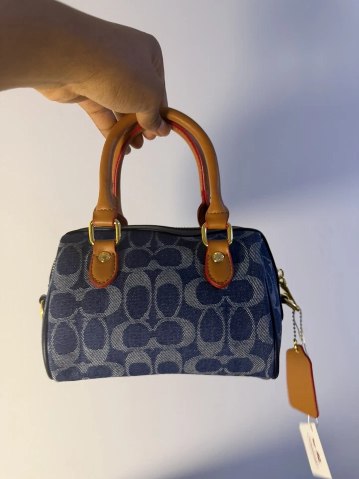 Coach Mini Rowan Denim Signature Bleu – Bandoulière incluse – Neuf - Photo 3/4