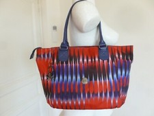 KIPLING SAC CABAS PORTER EPAULE IMPRIME EFFET FLAMMEE ROUGE BLEU NOIR SINGE BE