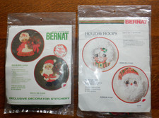 Vtg. Bernat Holiday Hoops 2 Kits W09191 Mr. Claus  W09265 Mr. Kringle  NIP