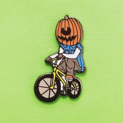 Pumpkin Eater Lapel Pin (Pete & Pete)